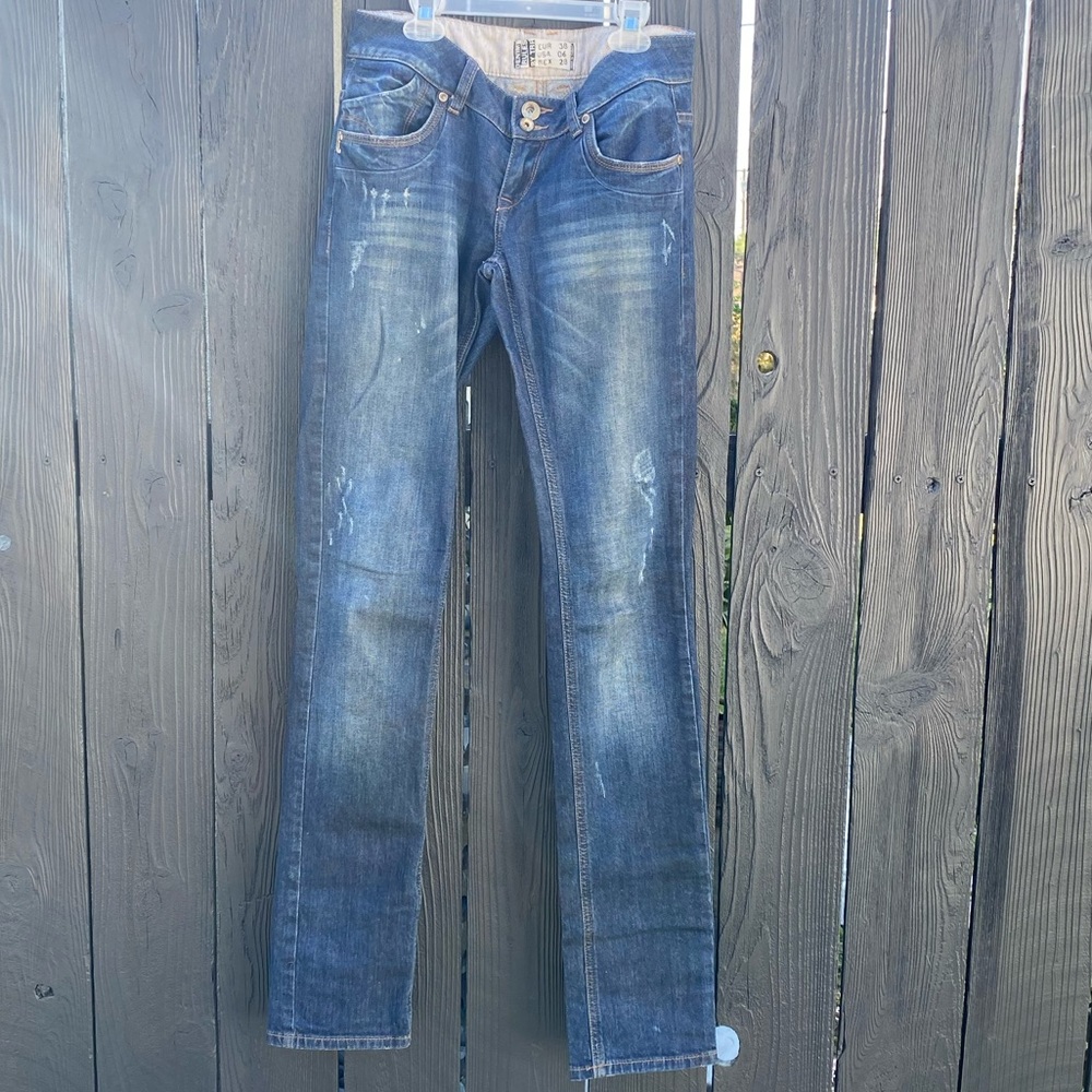 Zara - Trafaluc (TRF) - Womens Distressed Jeans - Size 6